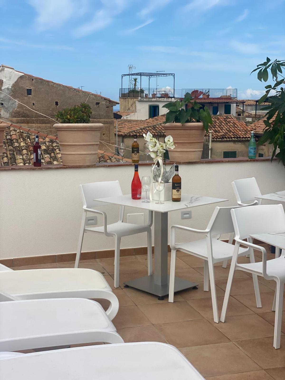 Nazzari B&B Tropea Luaran gambar